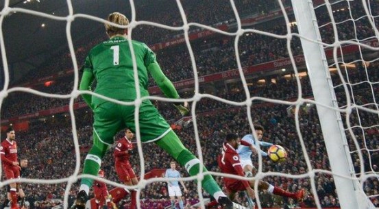 Sané scorer mod Karius